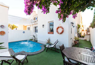 Casa a due piani vendita in Playa Honda, San Bartolomé, Lanzarote. 